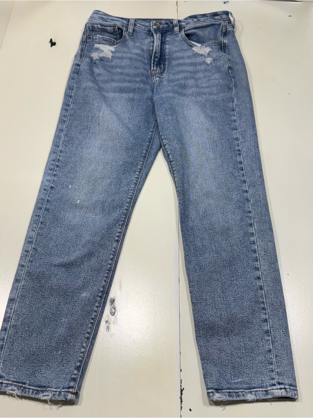 American Eagle Stretch High-Rise Mom Jeans (Size 6 Regular)
